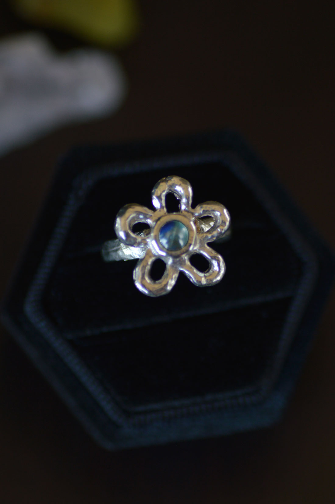 Mala Silver Ring - Cabochon Parti Sapphire