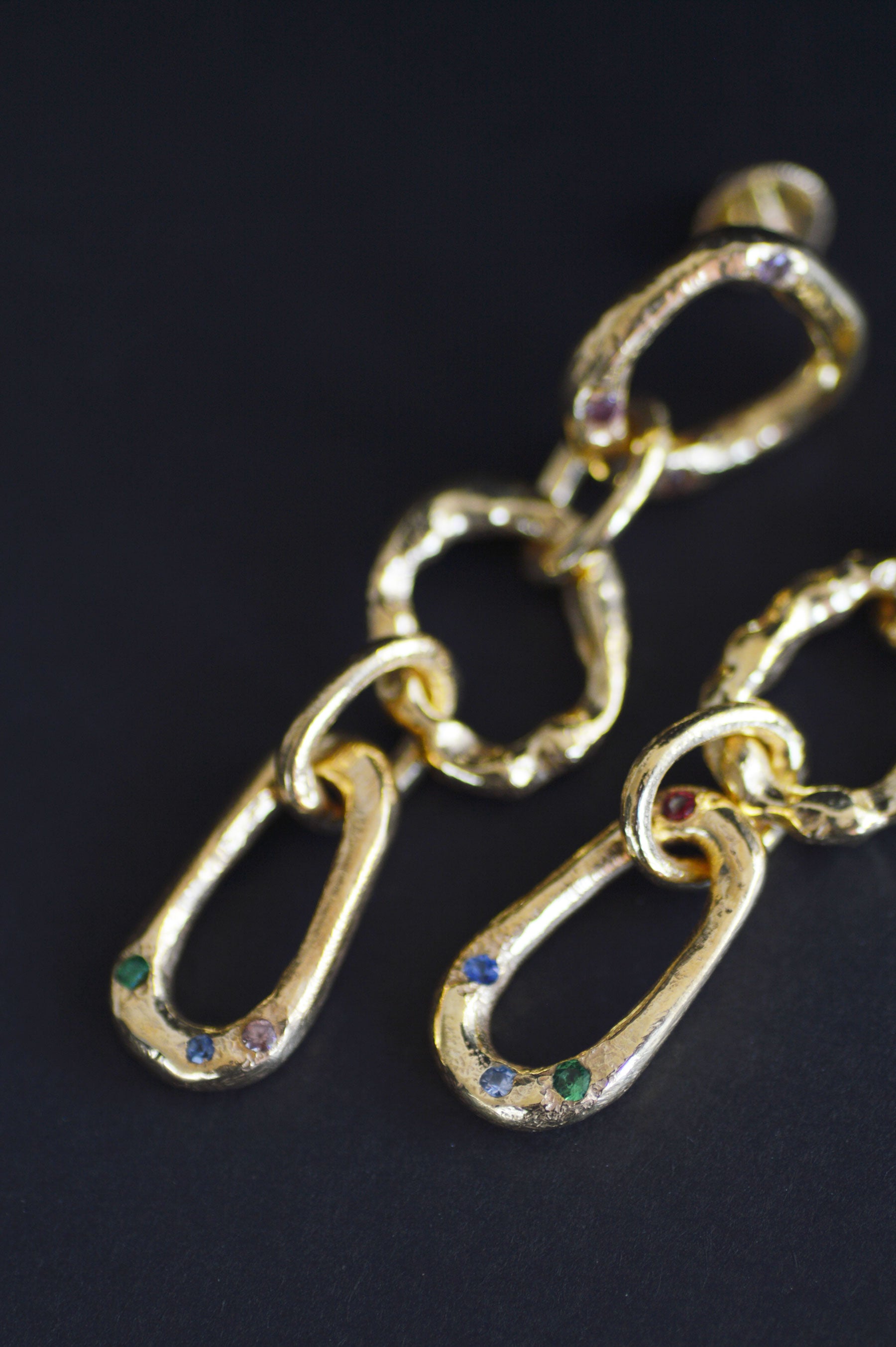 Nova Gem Chain Gold Earrings- Tsavorite & Sapphire 1307-1