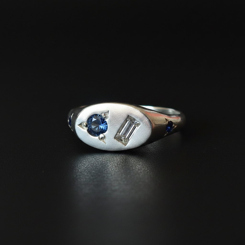 Pickle Mini Oval Silver Signet | White & Blue Sapphire 2065-7