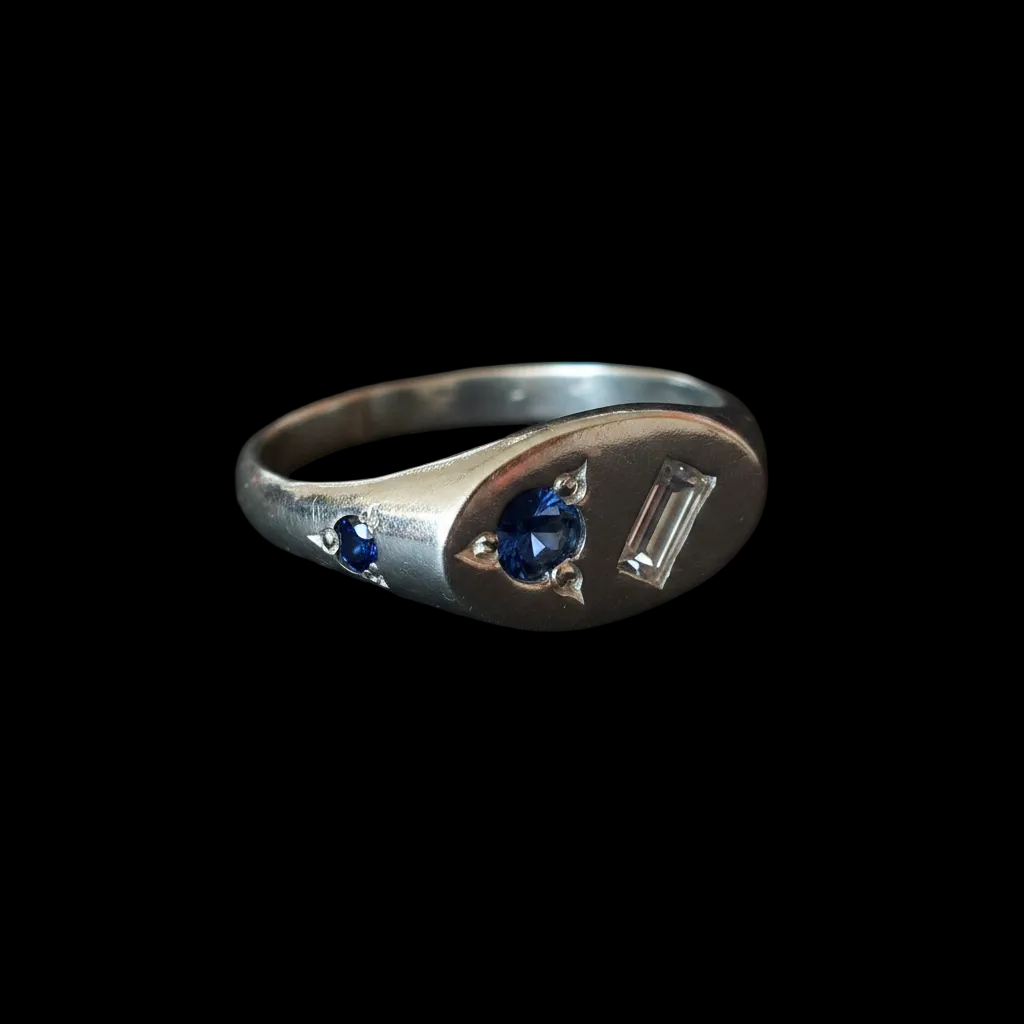 Pickle Mini Oval Silver Signet | White & Blue Sapphire 2065-7
