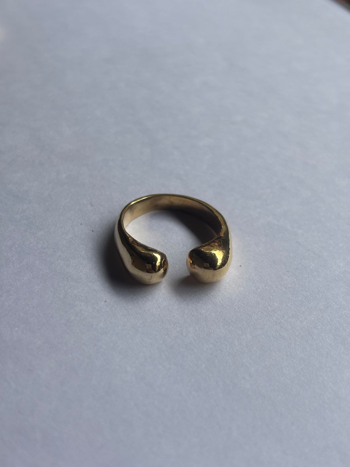 Lava 2 Brass Ring
