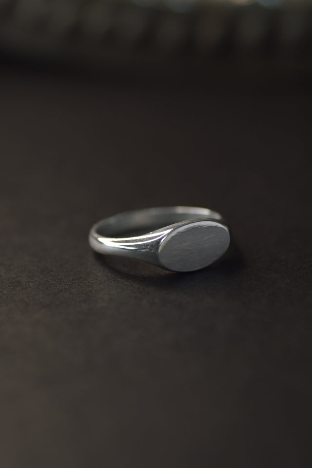 Oval Petite Silver Signet Ring