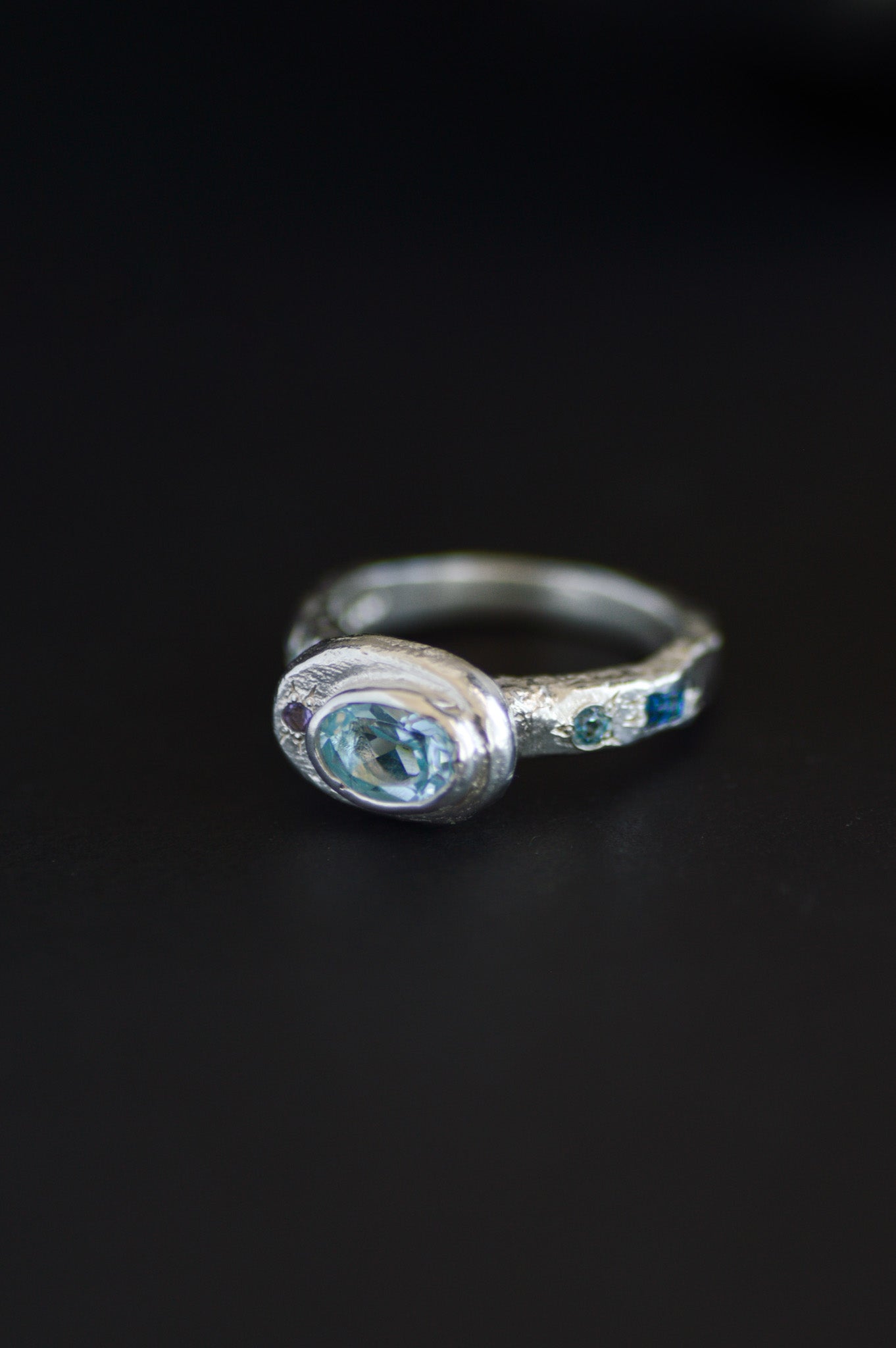 Poet Silver Ring -   Blue Topaz 1215-3