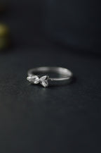 Malu Petite Silver Ring - White Sapphire