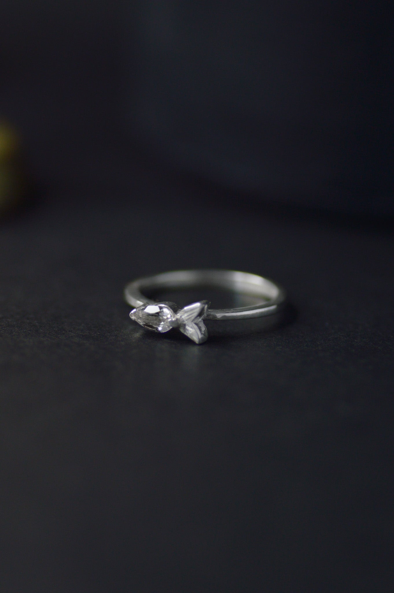 Malu Petite Silver Ring - White Sapphire