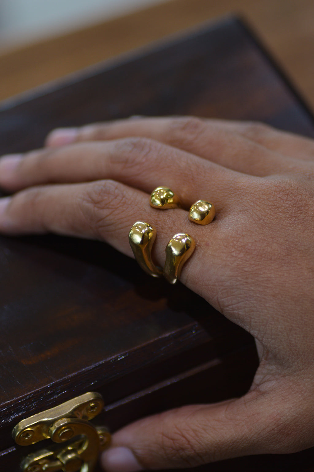 Lava 4 Ring Brass