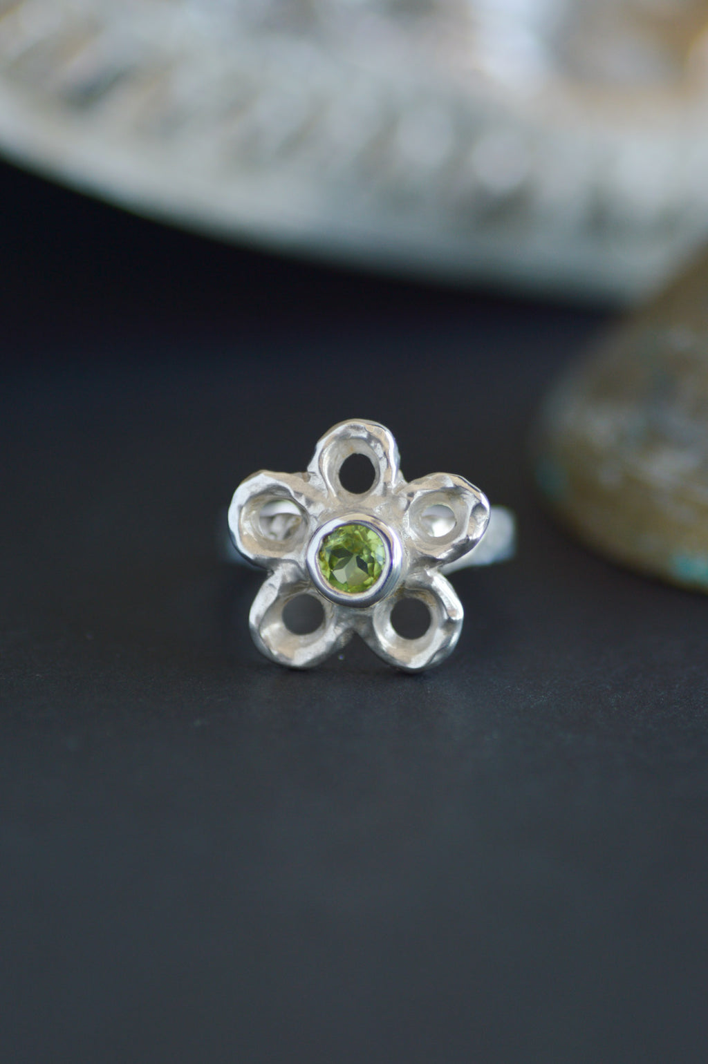 Mala Silver Ring - Peridot