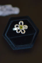 Mala Silver Ring - Peridot