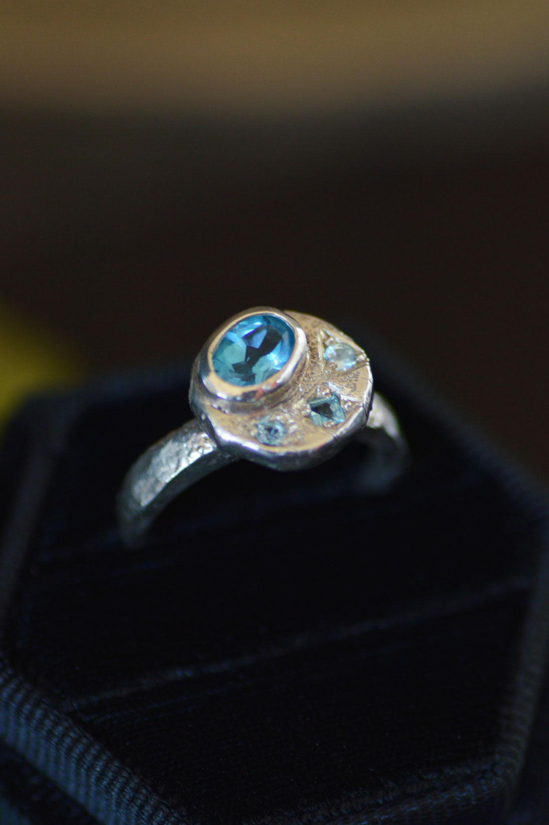 Sculpture Silver Ring Blue Topaz 1253 - 1