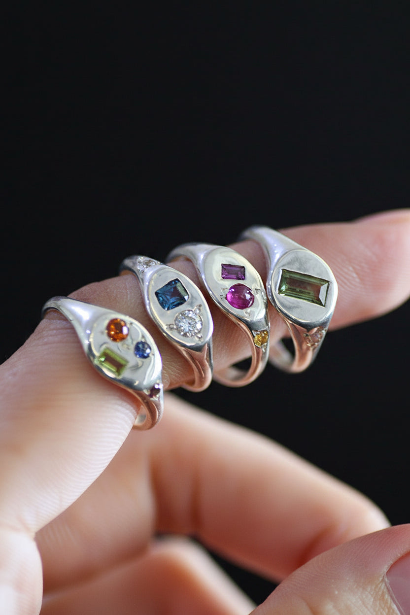 Pickle Mini Oval Silver Signet | Amethyst, Green Tourmaline & Garnet 2065-4